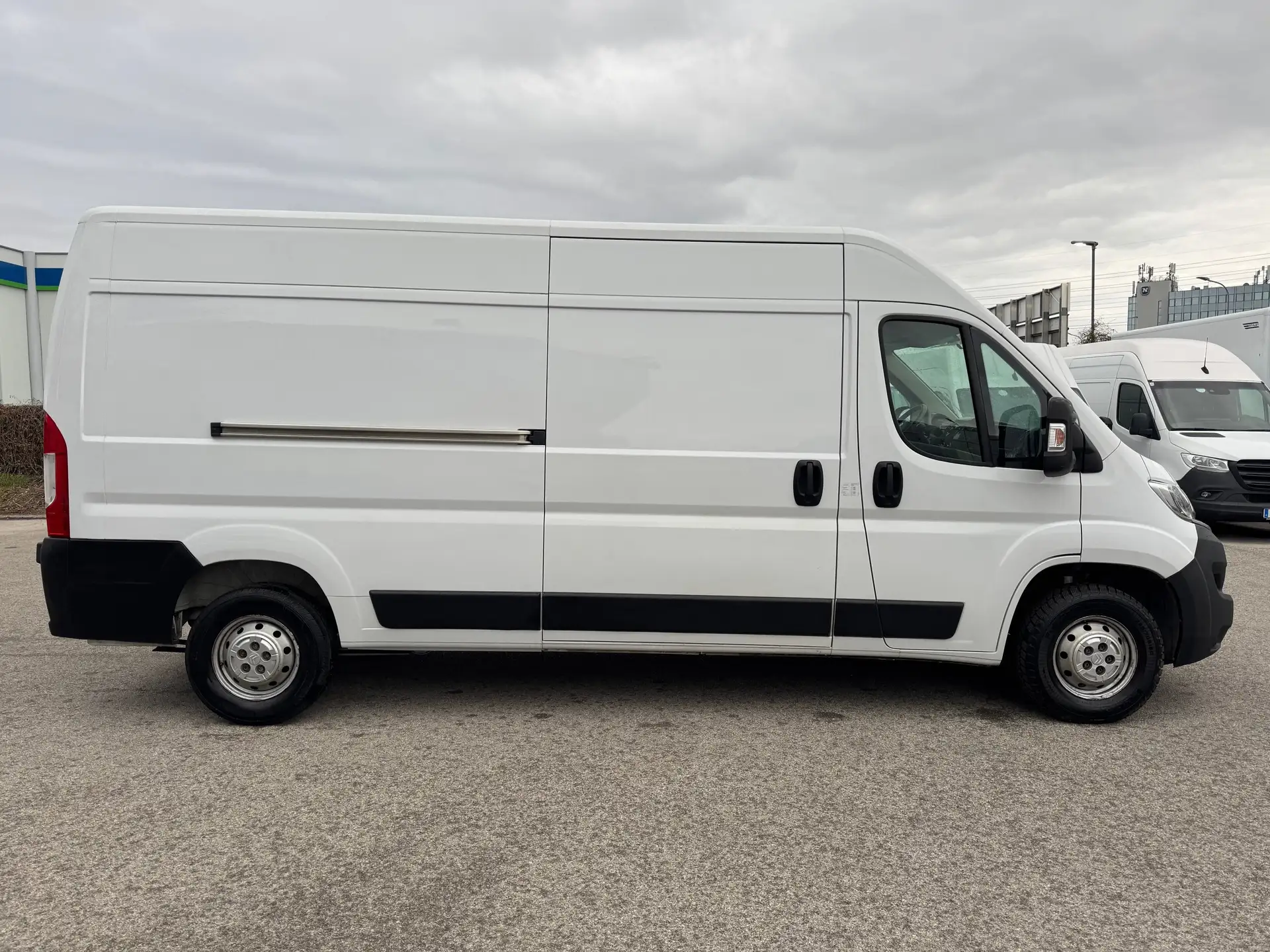 Citroen Jumper L3H2 35+ 140 TÜV/Service *Netto 14.992€ – Bild 7
