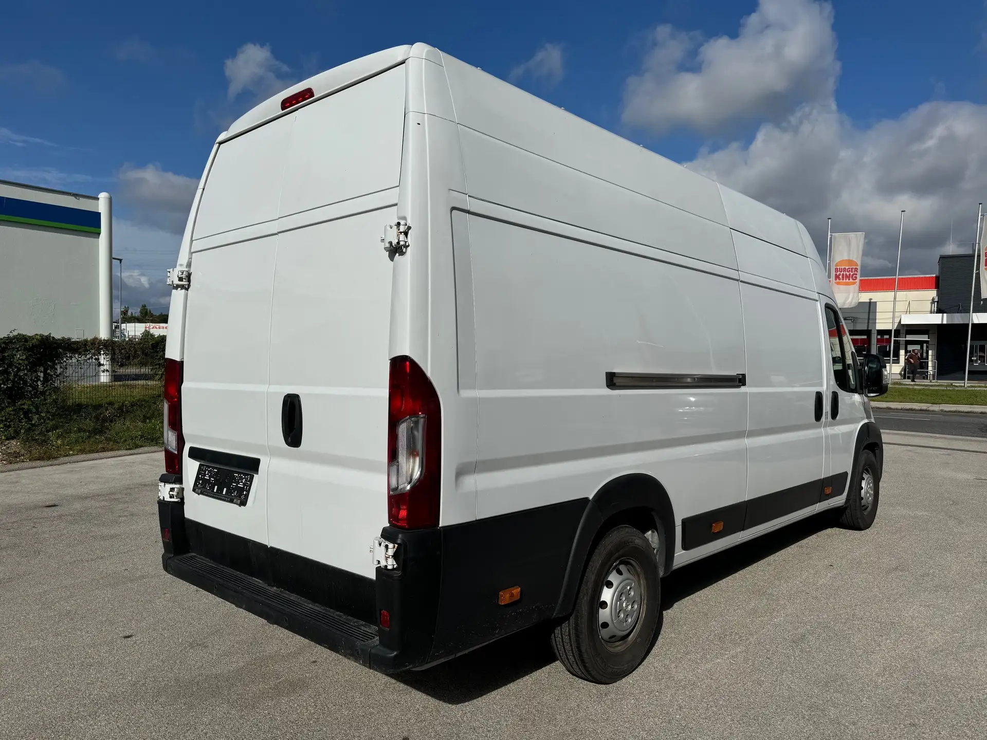 Peugeot Boxer L4H3 35+ 140 TÜV/Service *Netto 15.825€ – Bild 6