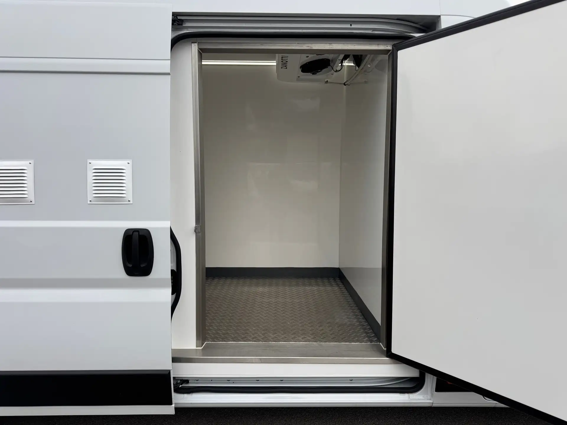 Citroen Jumper L4H3 35+ Tiefkühl / Kühl / Standkühl – Bild 12