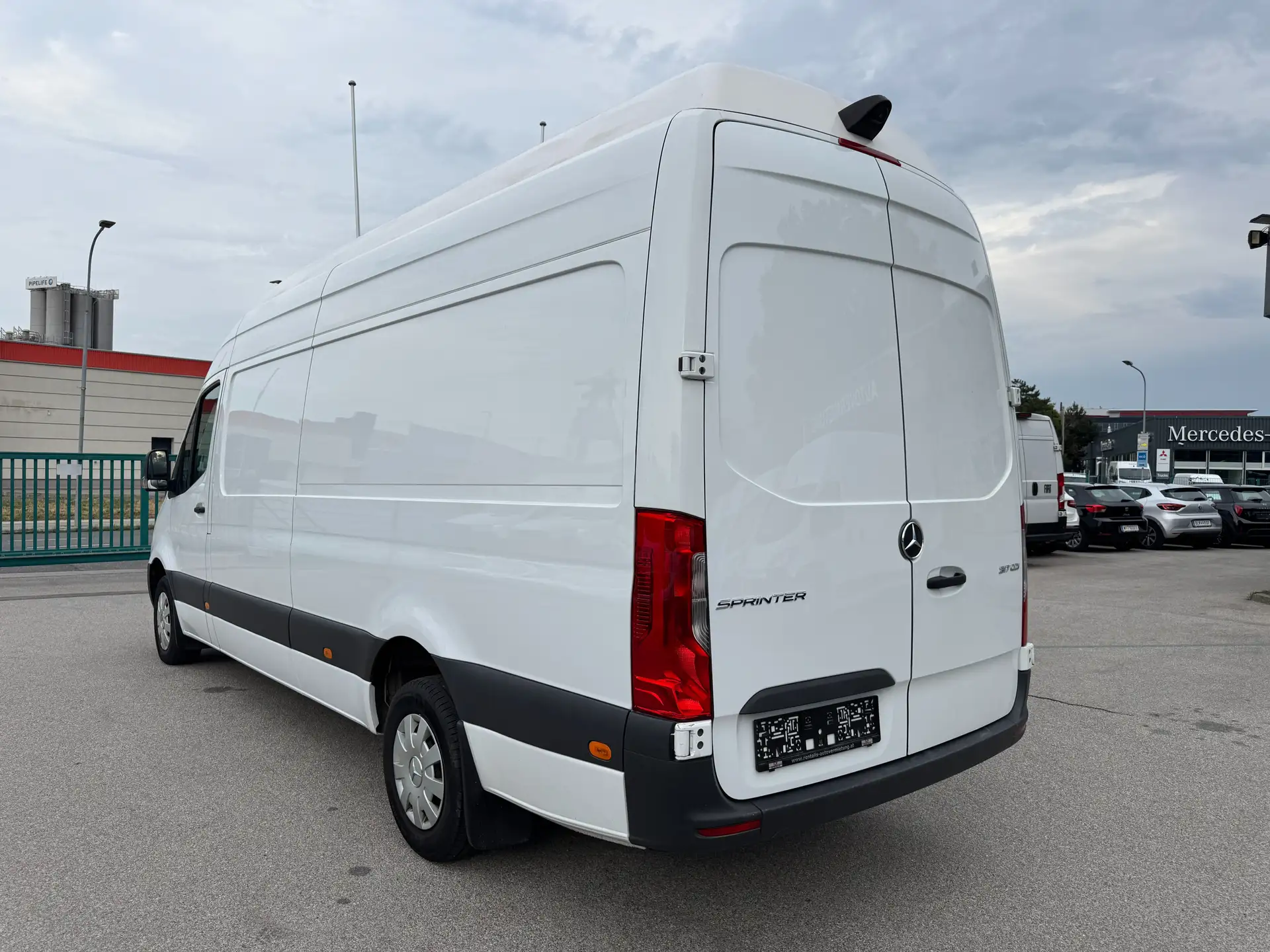 Mercedes-Benz Sprinter 317 CDI Lang SUPERHOCHDACH *1. Hand – Bild 3