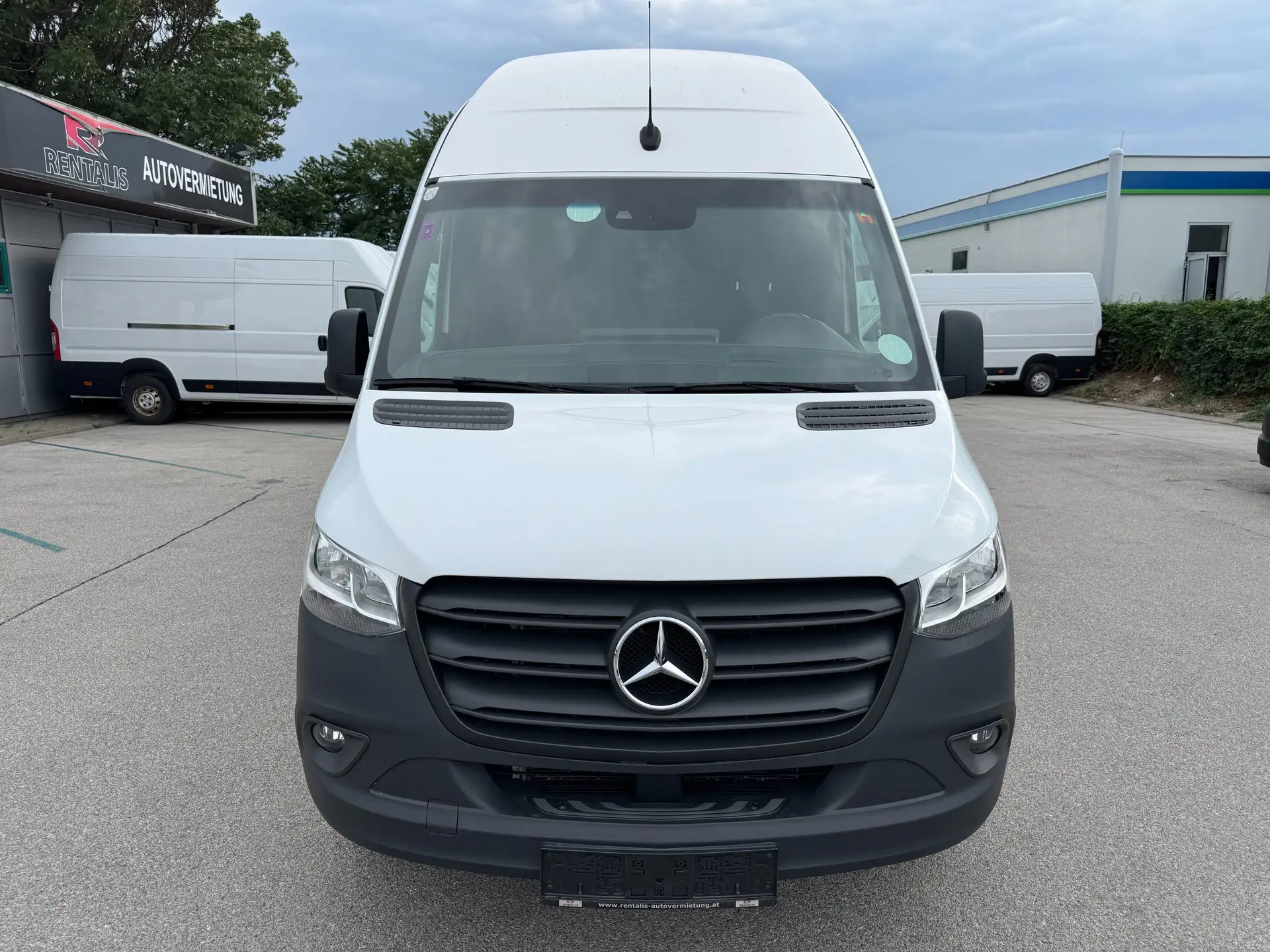 Mercedes-Benz Sprinter 317 CDI Lang SUPERHOCHDACH *1. Hand – Bild 9