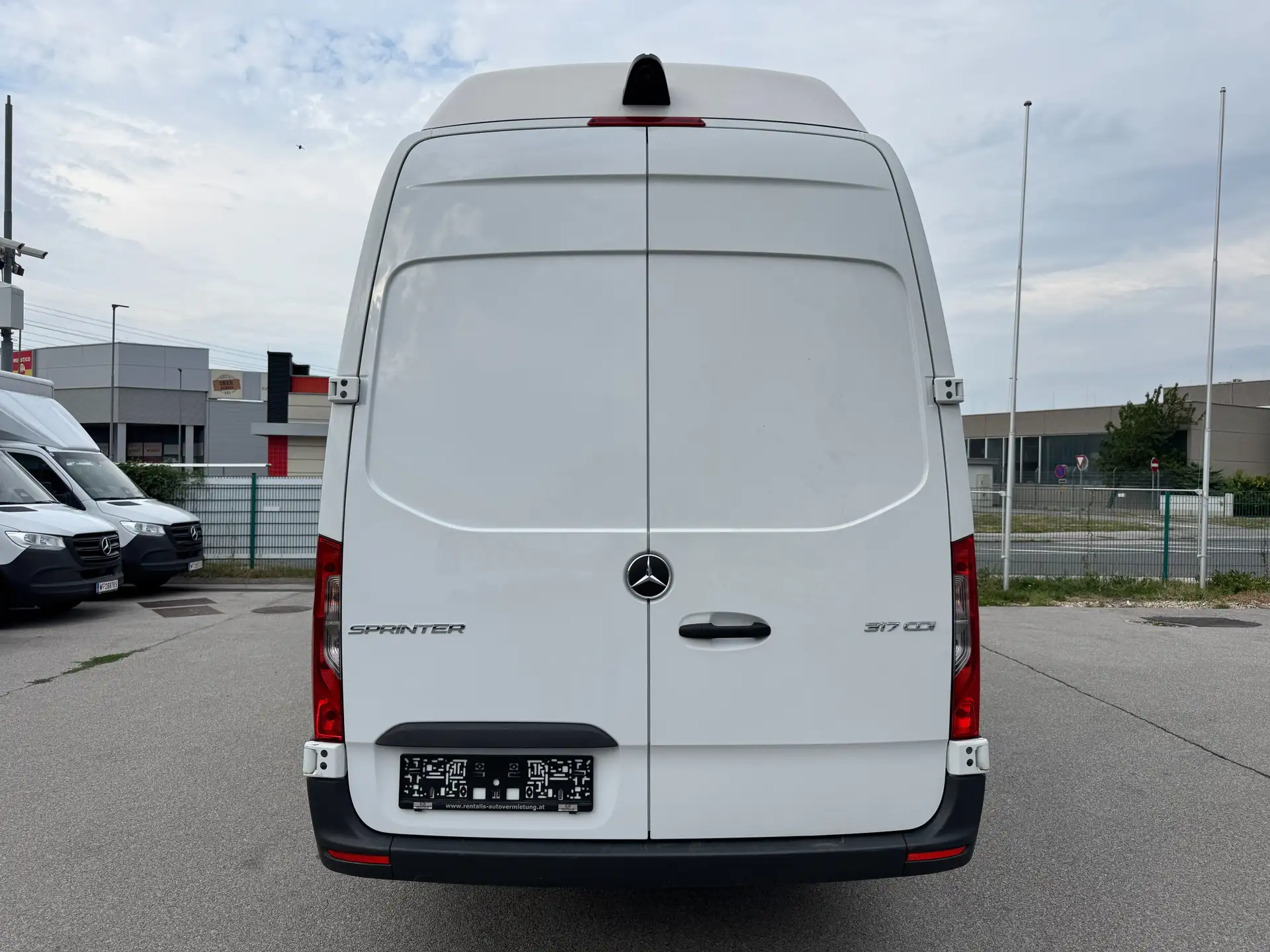 Mercedes-Benz Sprinter 317 CDI Lang SUPERHOCHDACH *1. Hand – Bild 4