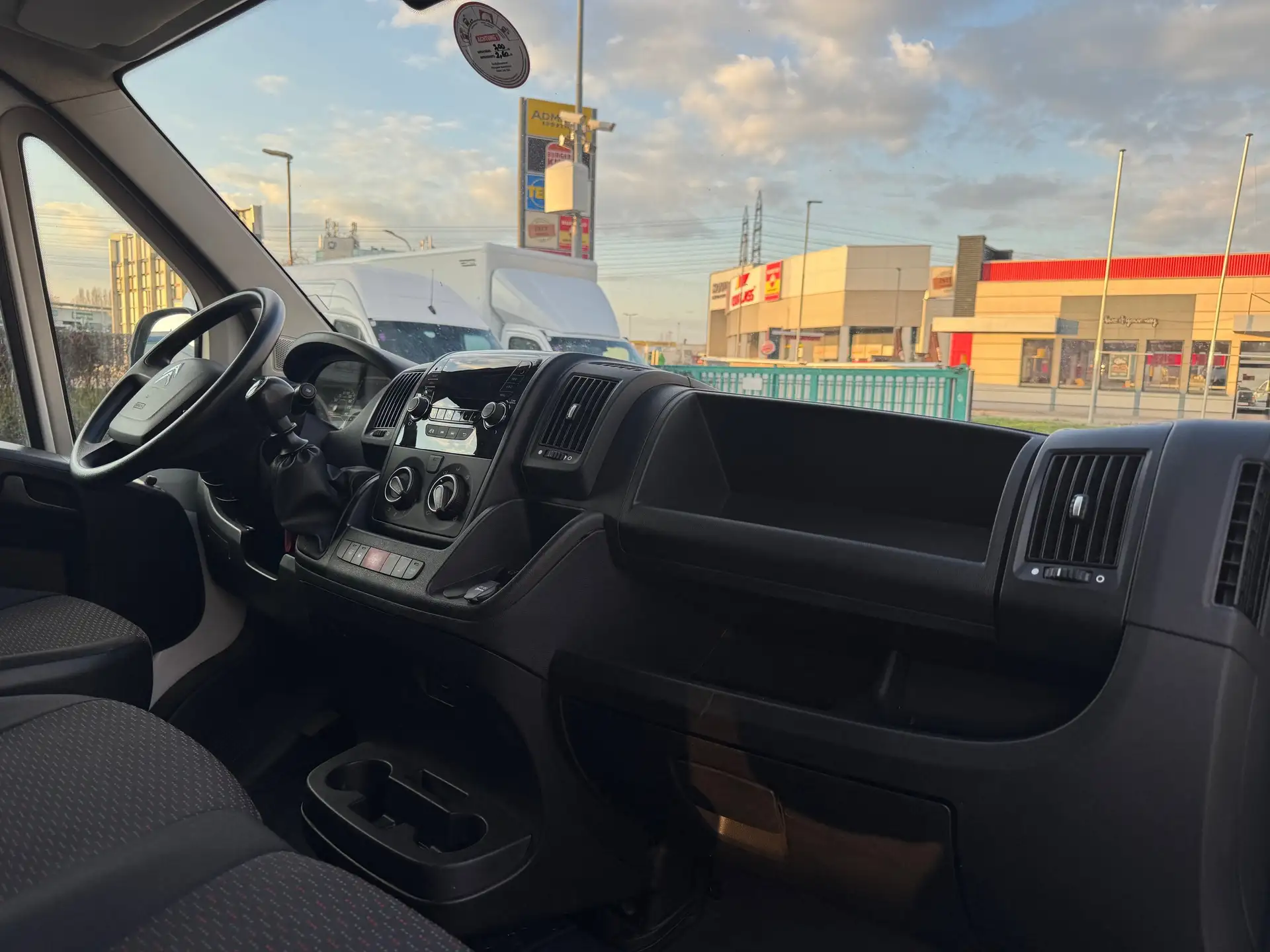 Citroen Jumper L2H2 35+ 140 TÜV/Service *Netto 18.325€ – Bild 15