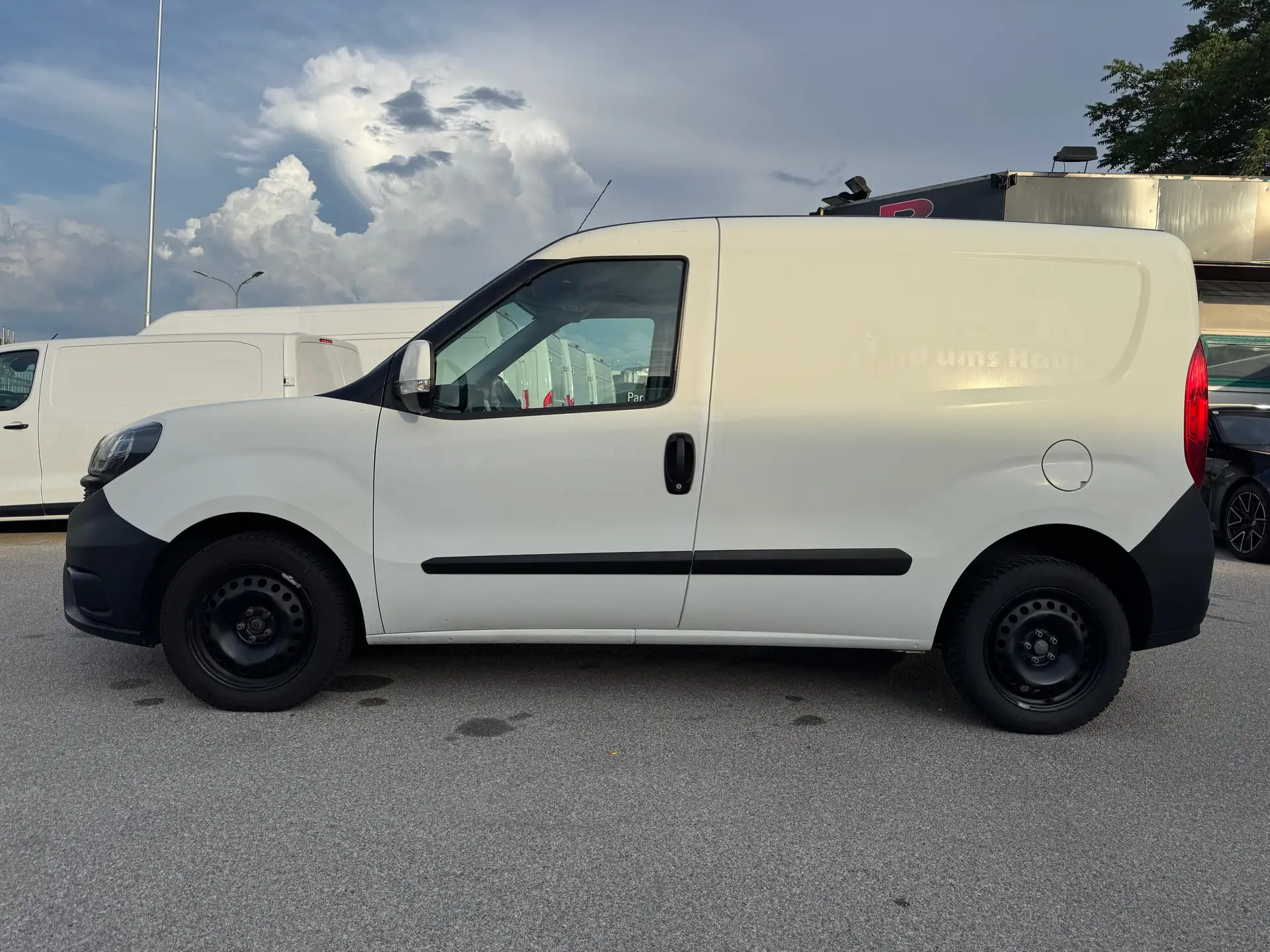 Fiat Doblo 1,6 JTD Langstrecke/unfallfrei *Netto 4.167€ – Bild 2