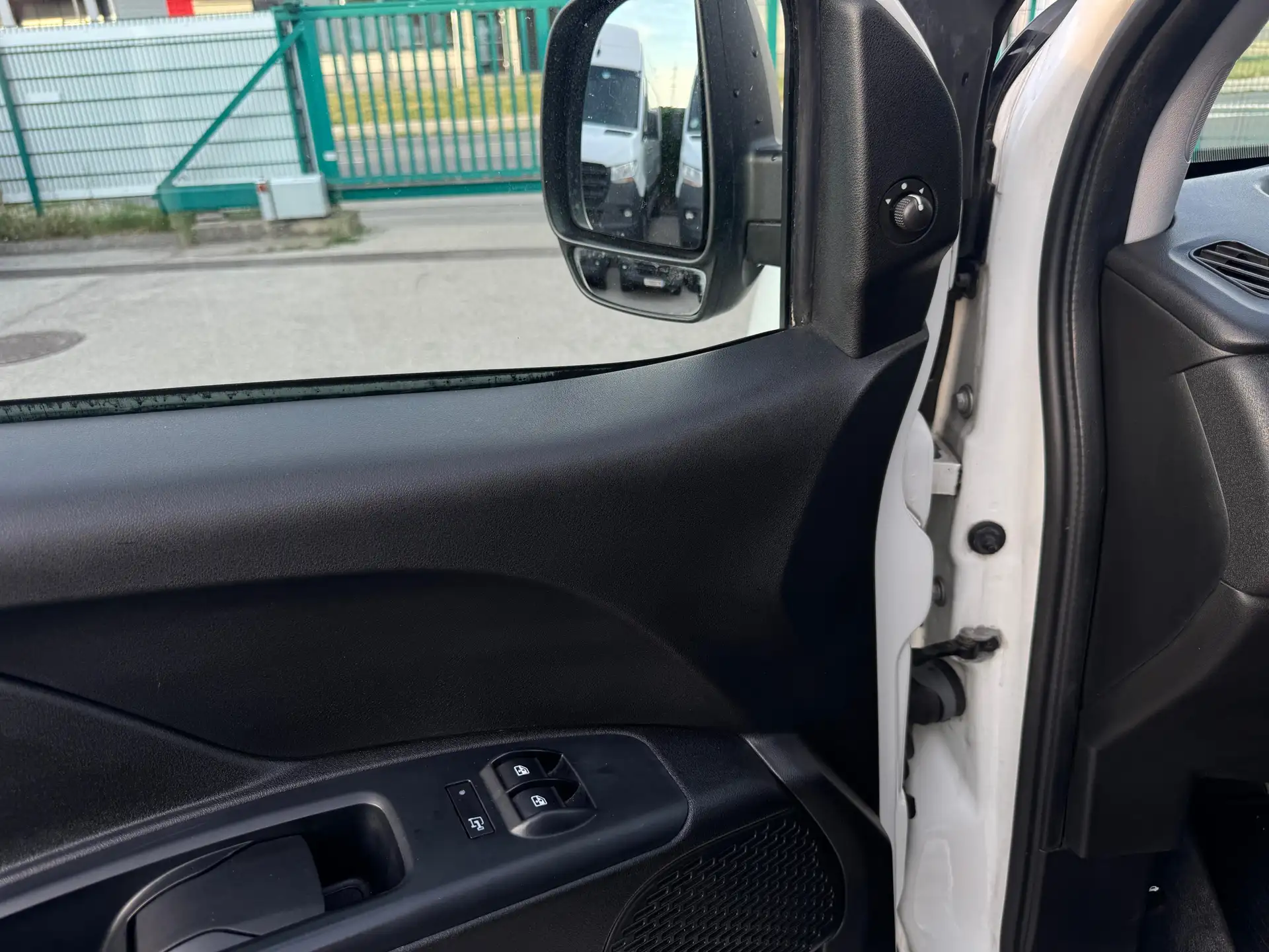 Fiat Doblo 1,6 JTD Langstrecke/unfallfrei *Netto 4.167€ – Bild 13