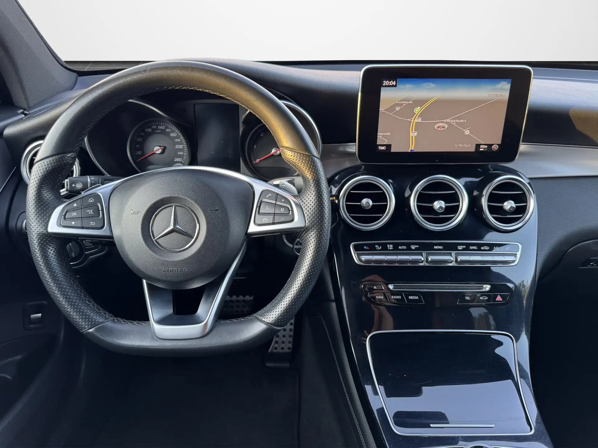 Mercedes-Benz GLC 220 d 4Matic AMG *20 Zoll* AMG-Front/LED/Navi/uvm – Bild 14