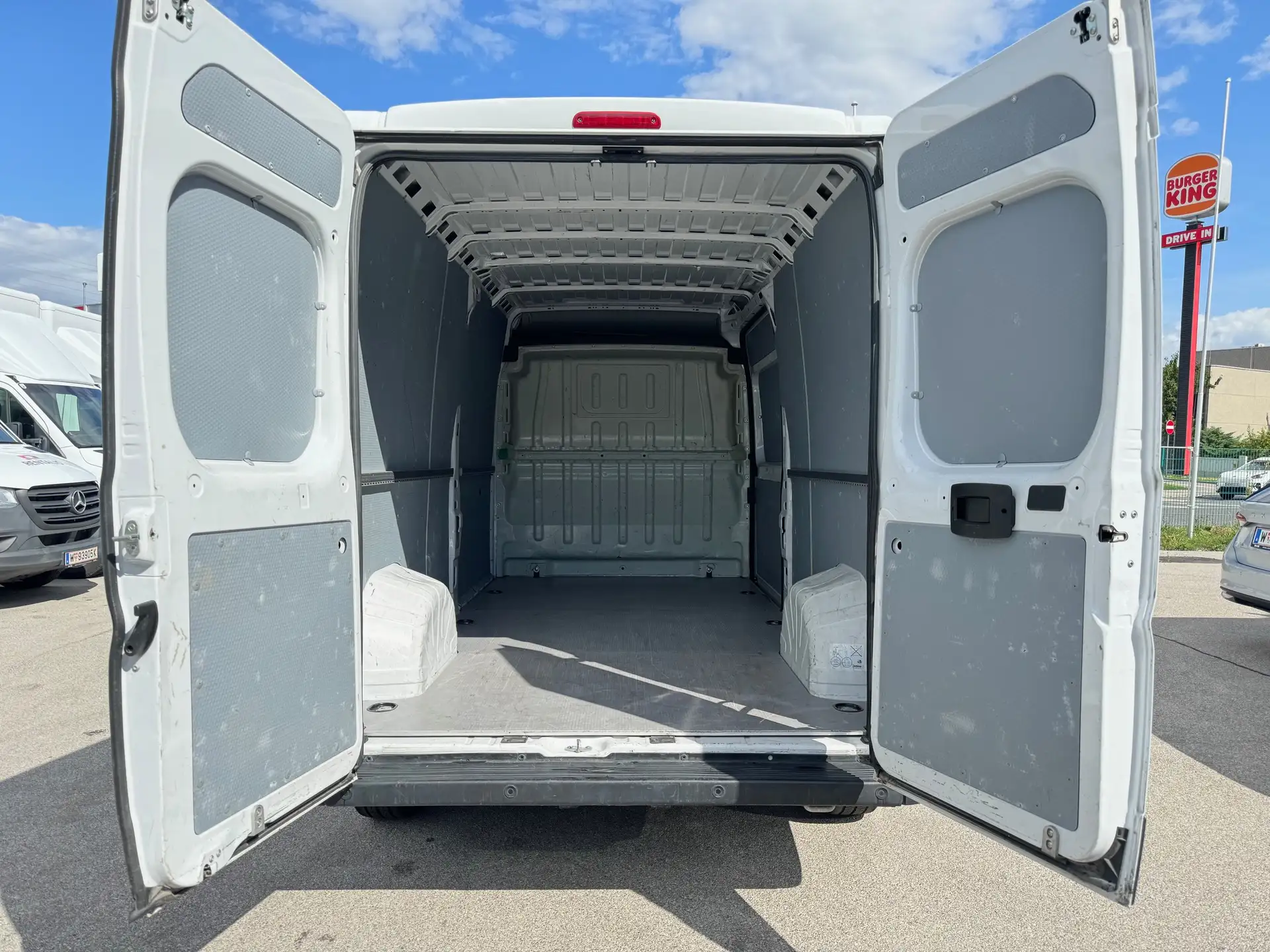 Peugeot Boxer L3H2 35+ 140 TÜV/Service *Netto 16.658€ – Bild 5
